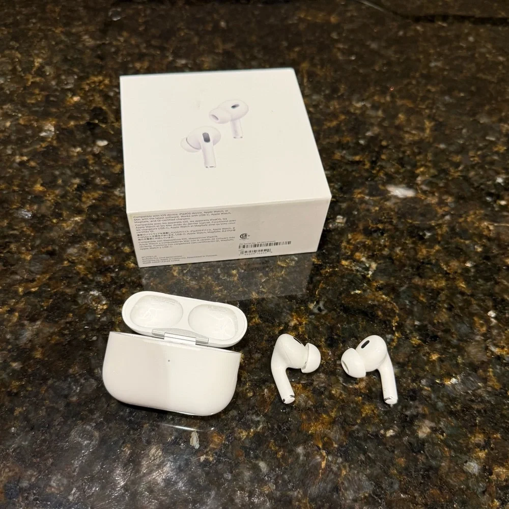 Apple AirPods Pro 2